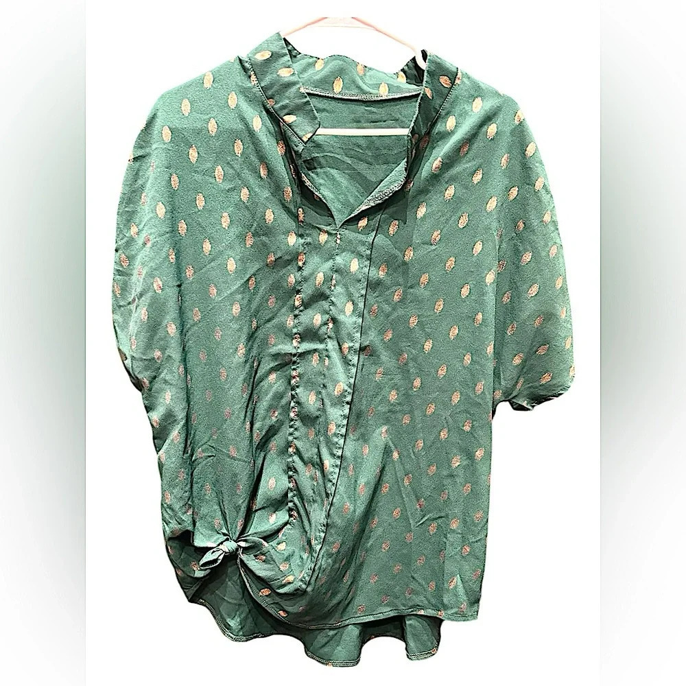 Green blouse 1X